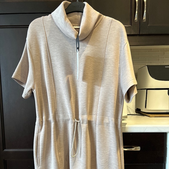 Varley Sophie Dress - size S - Picture 1 of 3